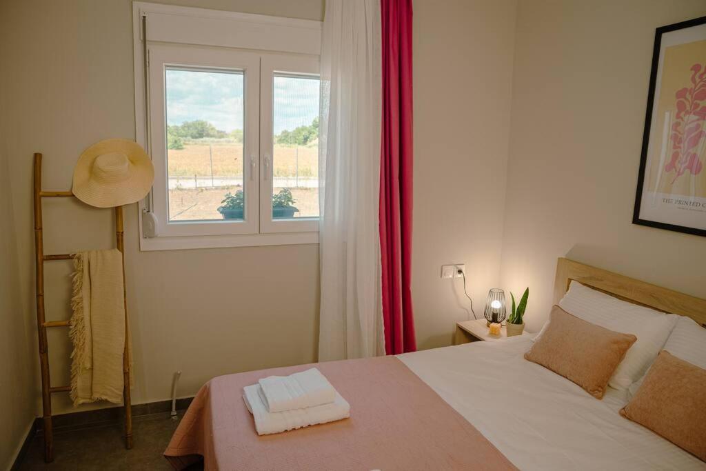 Sophia'S Coastal Retreat Villa โครินอส ภายนอก รูปภาพ