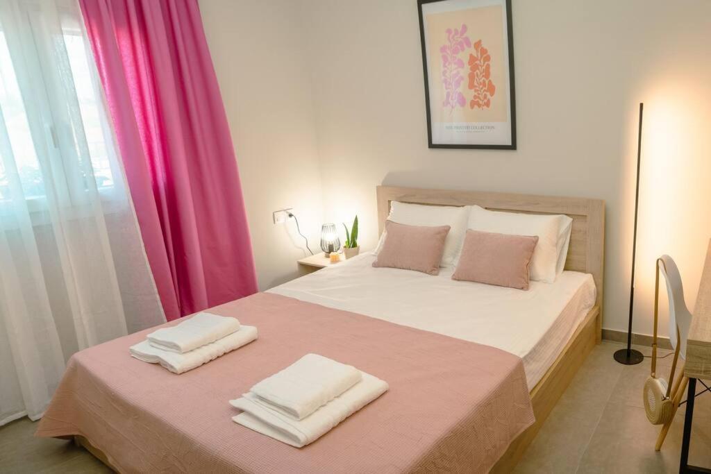 Sophia'S Coastal Retreat Villa โครินอส ภายนอก รูปภาพ