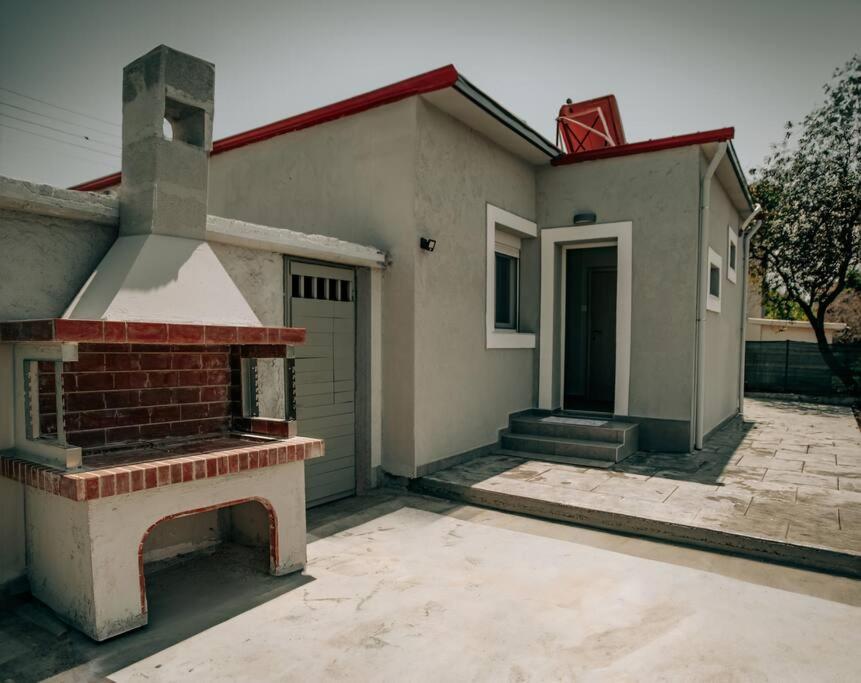 Sophia'S Coastal Retreat Villa โครินอส ภายนอก รูปภาพ