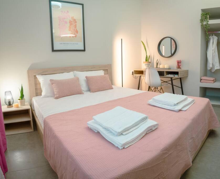 Sophia'S Coastal Retreat Villa โครินอส ภายนอก รูปภาพ